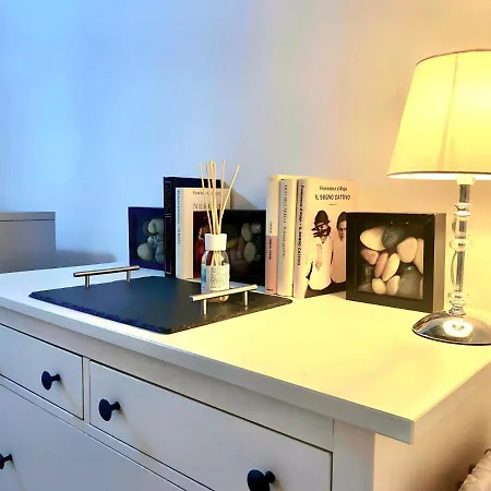 Acquario Accogliente Mansarda Con Terrazza 50 Mq